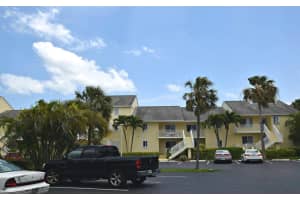 5599 Ne Gulfstream Way, Stuart