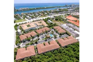 158 Village Boulevard B, Tequesta