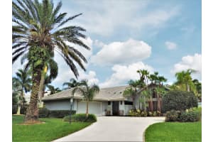 8884 Se Marina Bay Drive, Hobe Sound