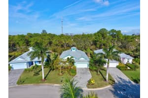 2484 Nw Hummingbird Circle, Stuart