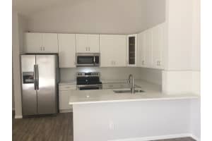 1702 Timberlane Circle 17-b, Green Acres 1702 Timberlane Circle 17-b, Green Acres