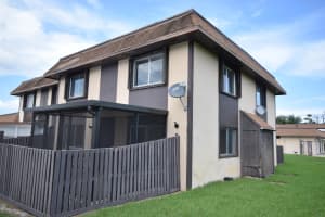 2140 Sherwood Forest Boulevard 10, West Palm Beach