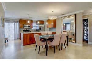 192 Se 1 St Circle 14b, Boynton Beach