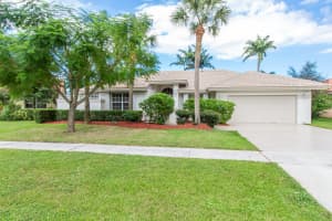 9537 Carousel Circle, Boca Raton