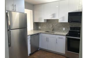 1671 Sw 120 Ter Terrace, Pembroke Pines