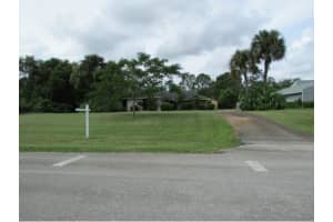 1162 Sw Willow Lane, Palm City