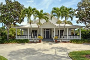 807 Carolina Circle Sw, Vero Beach