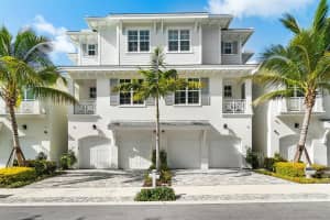 953 Sweetwater Lane, Boca Raton