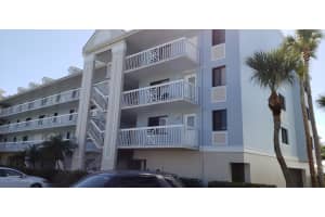 20 Ne Plantation Road 108, Stuart