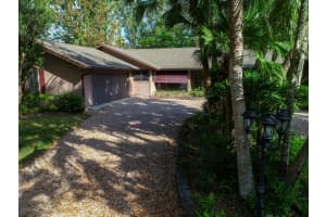 486 33rd Avenue Sw, Vero Beach