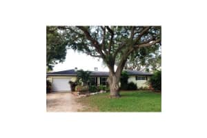 1666 4th Place, Vero Beach