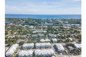 906 Hamilton Lane, Delray Beach