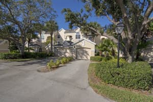 8725 Lakeside Boulevard 309, Vero Beach