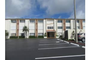 125 Shore Court 302a, North Palm Beach