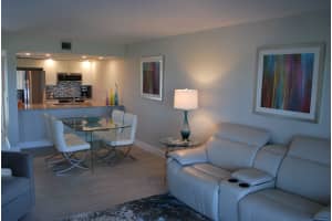 40 Ne Plantation Road 317, Stuart
