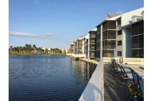 40 Ne Plantation Road 207, Stuart