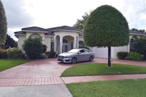 12702 Headwater Circle, Wellington