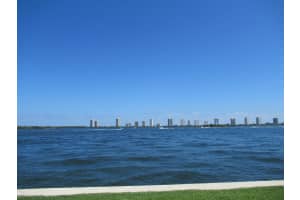 100 Shore Court 102, North Palm Beach