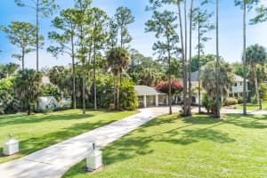 8623 Thousand Pines Court, West Palm Beach