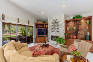 1527 Nw Buttonbush Circle, Palm City