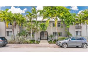 1551 West Avenue 4, Miami Beach