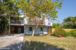 3896 Ne Cheri Drive, Jensen Beach