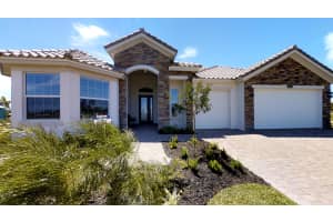 3185 Berkley Square Way, Vero Beach