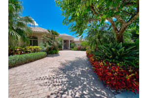 1016 Grand Isle Terrace, Palm Beach Gardens
