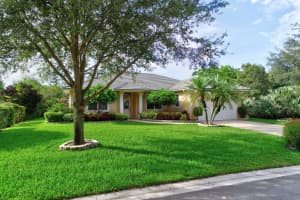 5462 Se Running Oak Circle, Stuart