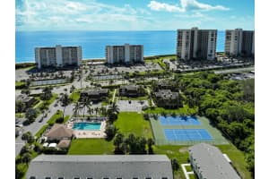 9421 S Ocean Drive 93, Jensen Beach