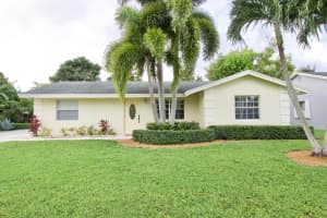 4821 Poseidon Place, Lake Worth