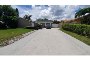 712 Avenue Chaumont, Delray Beach