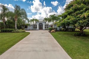 4821 Sw Lake Grove Circle, Palm City