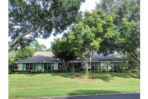 560 32nd Avenue Sw, Vero Beach