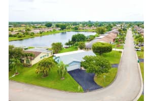 9735 Nw 82nd Street, Tamarac