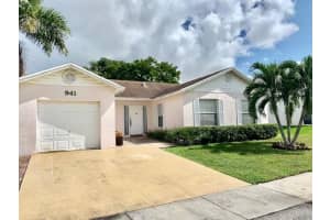 941 Sw 88th Avenue, Pembroke Pines