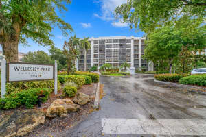 5951 Wellesley Park Drive 302, Boca Raton