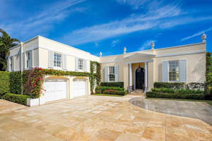 100 Regents Park Road, Palm Beach