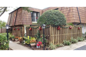 575 N Tropic Lane 3, Vero Beach