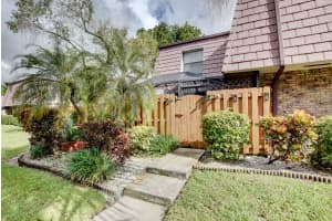 7565 Courtyard Run W, Boca Raton