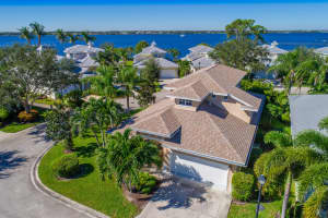 2010 Nw Estuary Court, Stuart