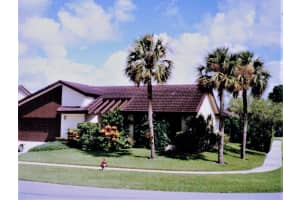 7675 Cypress Crescent, Boca Raton