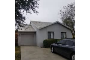 6084 Strawberry Lakes Circle, Lake Worth