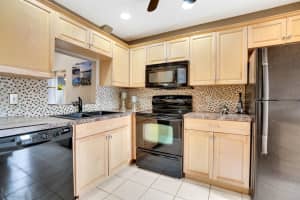 12665 Shady Pines Court, Wellington