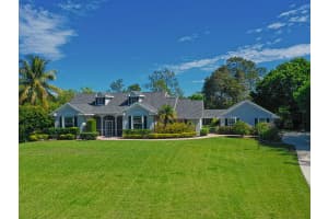 927 Se Waterside Way, Stuart