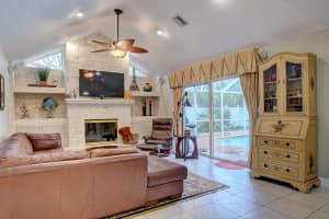 797 Camino Lakes Circle, Boca Raton