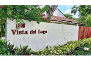 1800 Embassy Drive 109, West Palm Beach