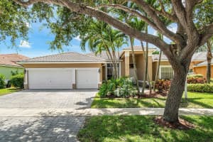 12645 Oak Run Court, Boynton Beach