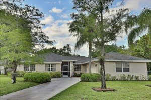 100 Waterview Way, Royal Palm Beach