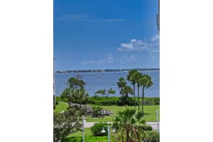 40 Ne Plantation Road 416, Stuart